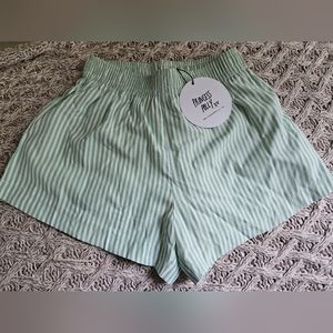 BEACH HOUSE SHORTS GREEN STRIPE